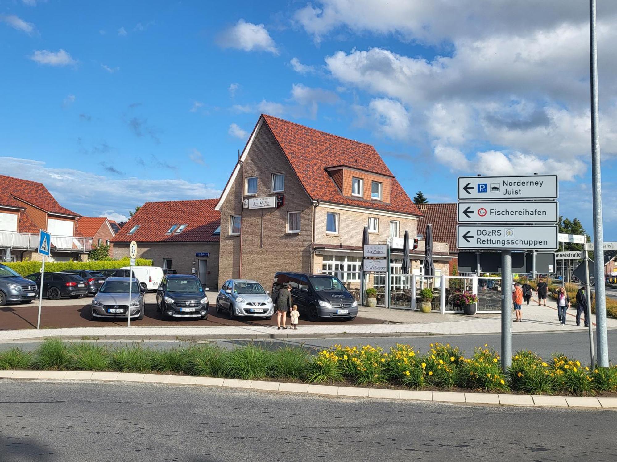 Hotel Pension Am Hafen Norddeich (Norden) Exterior foto